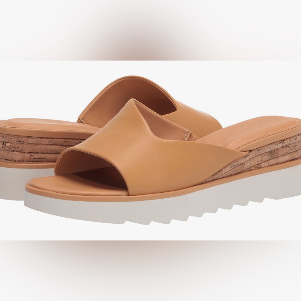 Women's Franco Sarto, gently used Tan Slide Sandals. W-7.5